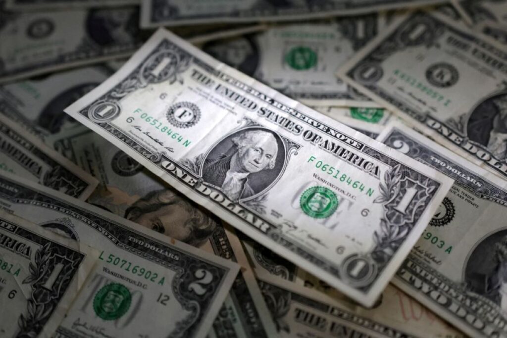 Queda do dólar: Confiança nos EUA em risco sob governo Trump